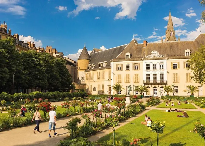 Апартаменти Le Saint Jacques 